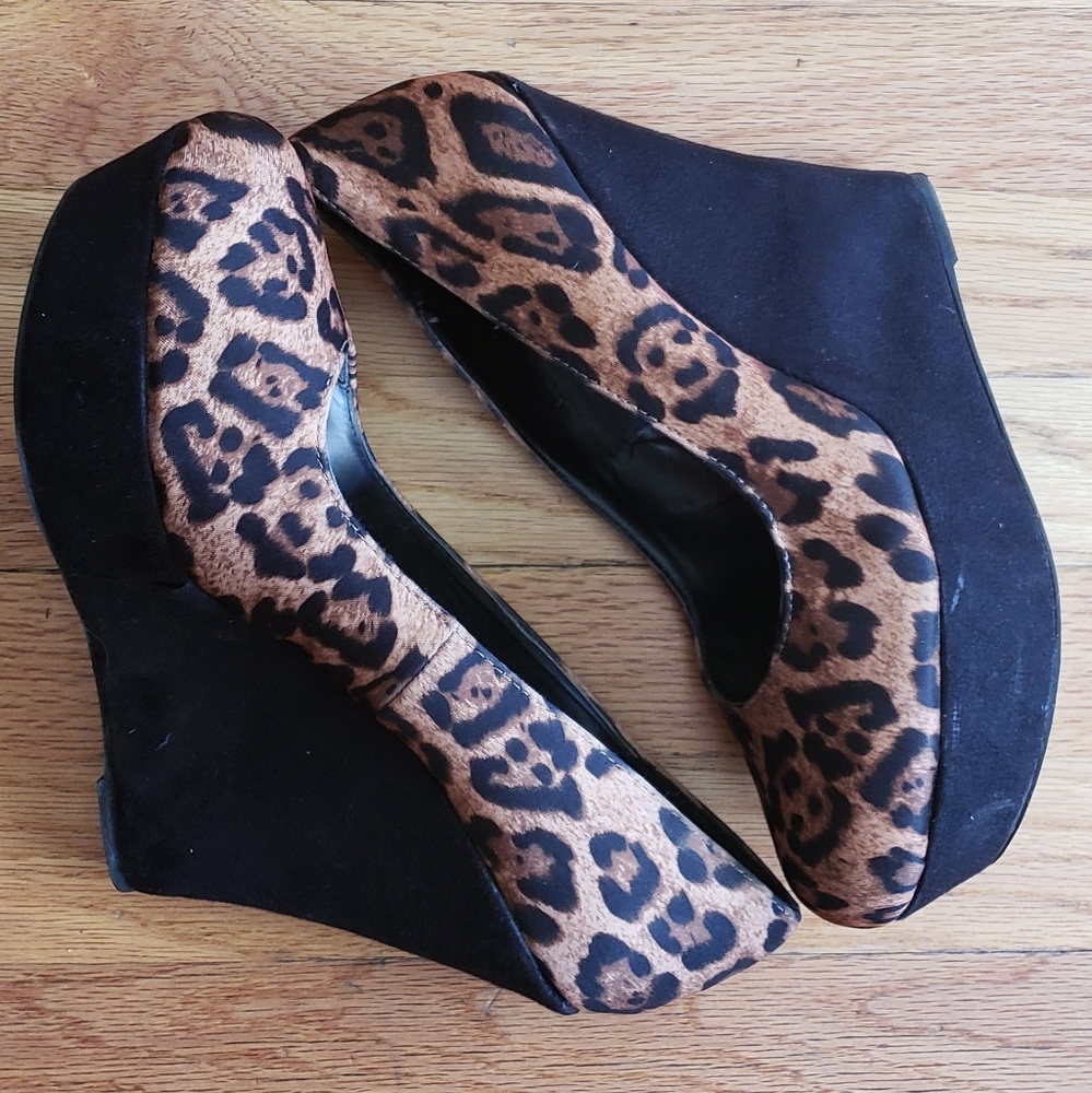 Animal print wedges size 11